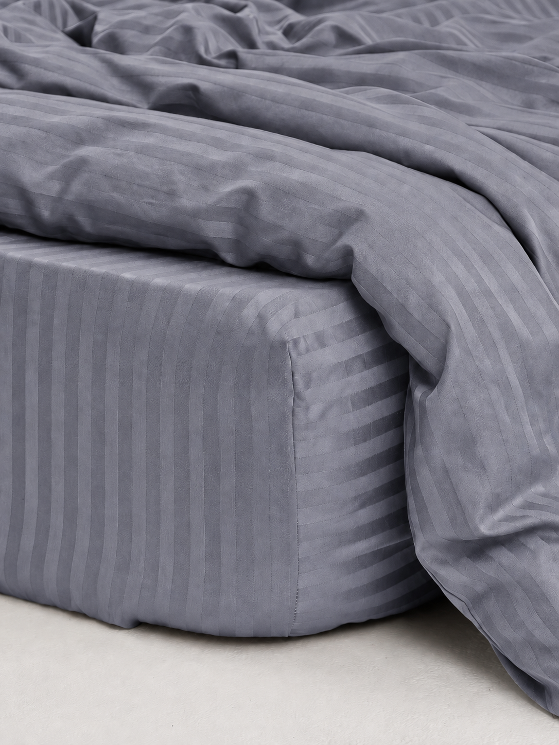 Grey stripe