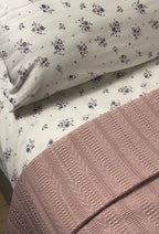 Nest Bed spread